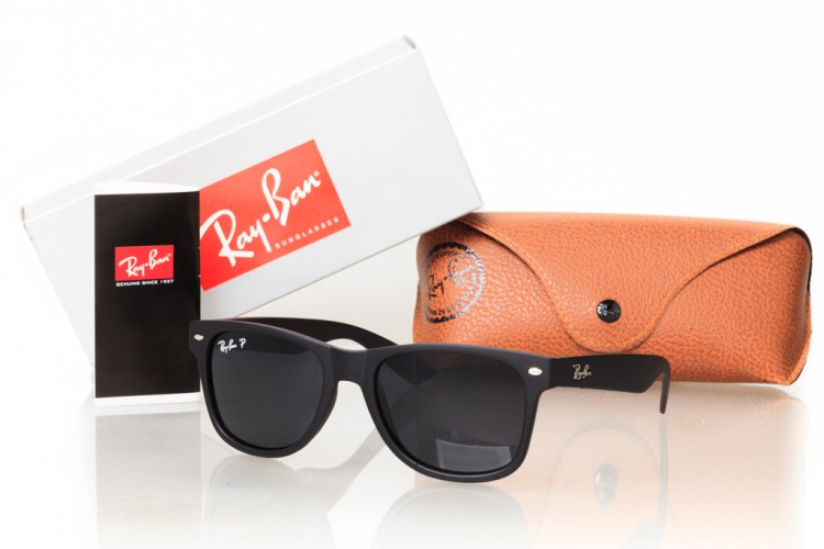 Покупка очков RayBan.