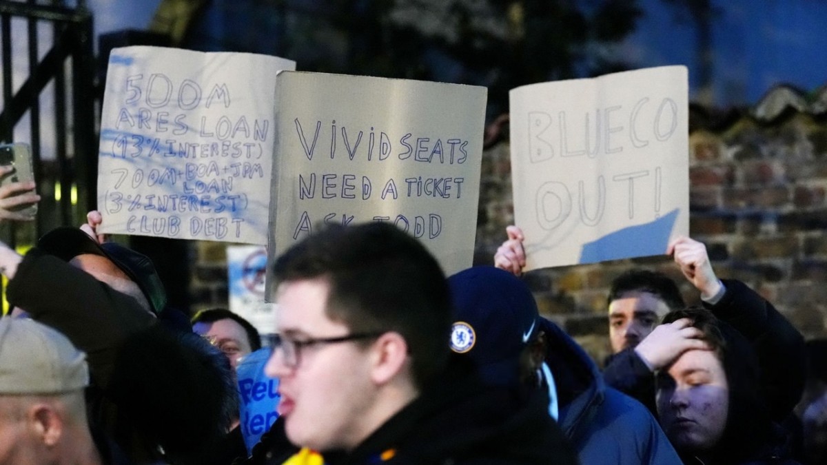 «Челси» в топ-6, несмотря на протесты и спад «Челси» в топ-6, несмотря на протесты и спад