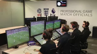 VAR: «Арсенал» получил спорный пенальти, а МЮ избежал приговора