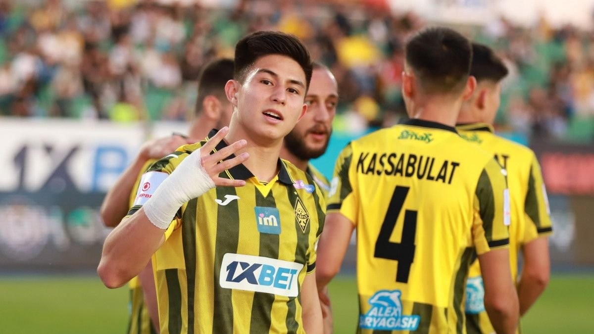 Стала известна дата когда Сатпаев перейдет в «Челси»