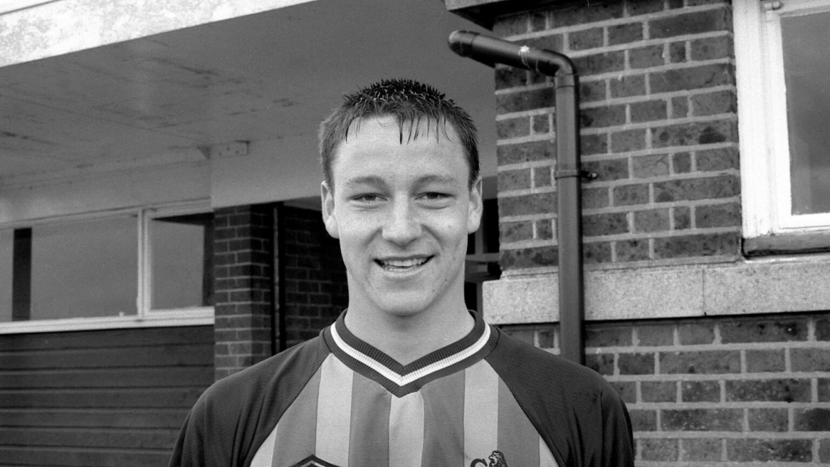 Дебютный матч Джона Терри за «Челси» 27 лет назад