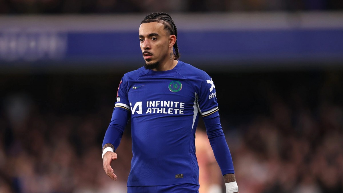 «Челси» начал переговоры о продлении контракта с Мало Гюсто