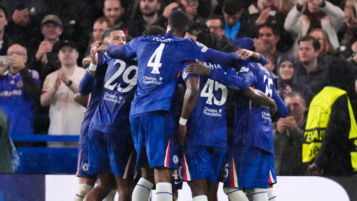 Официально: «Челси» выбывает из гонки за титул Премьер-лиги