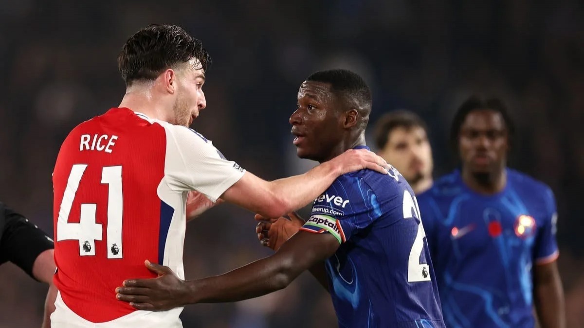 Скоулз назвал двух полузащитников, которые превосходят Райса и Кайседо