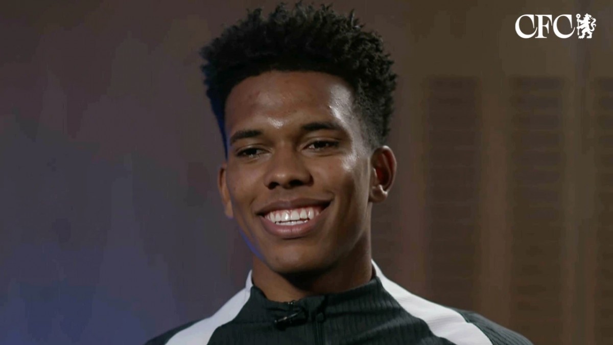 Эстевао назвал игру за «Челси» на «Стэмфорд Бридж» мечтой! Эстевао назвал игру за «Челси» на «Стэмфорд Бридж» мечтой!