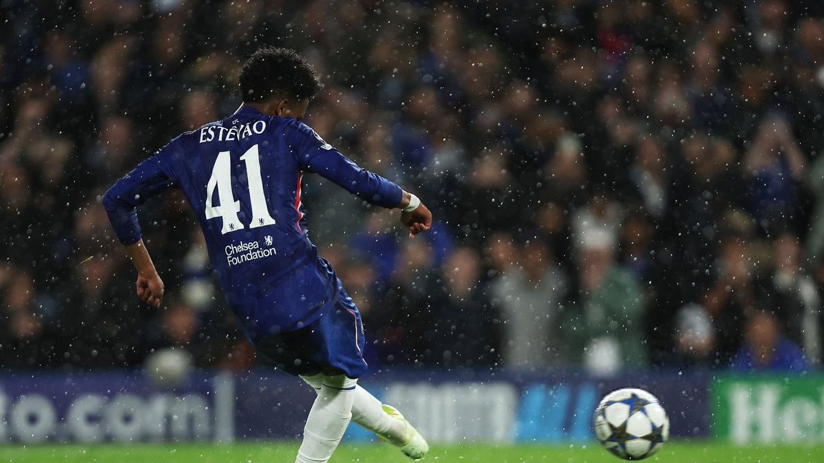 Молодой талант «Челси» заявил, что готов играть на любой позиции