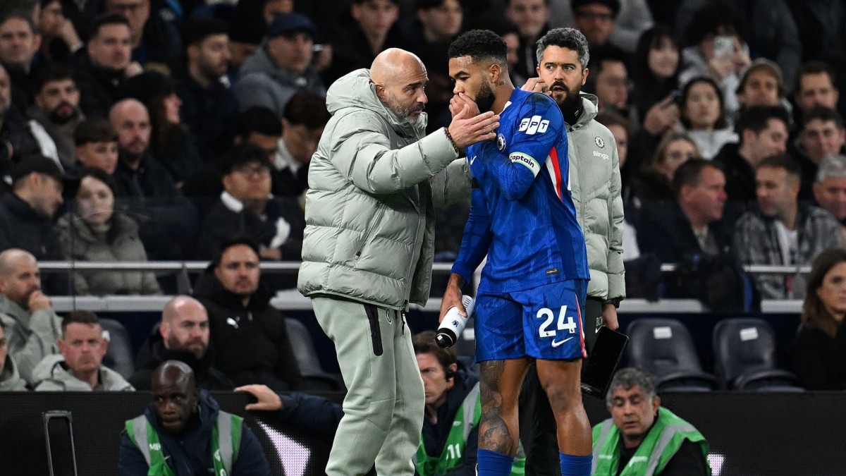 Энцо Мареска объяснил перевод капитана «Челси» в центр поля Энцо Мареска объяснил перевод капитана «Челси» в центр поля