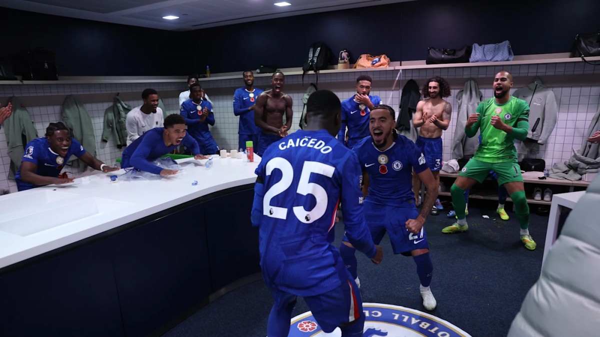 Кому игрок «Челси» Мойсес Кайседо посвятил свою награду после доминирования над «Тоттенхэмом»?