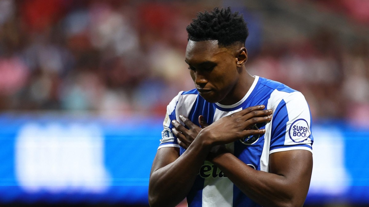 «Челси» и «Тоттенхэм» сразятся за Саму Агехову, который доступен за €80 млн