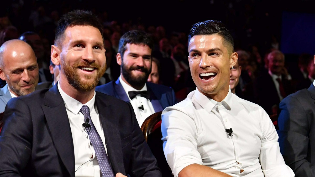 Экс-игрок «Челси» поставил точку в споре Месси и Роналду