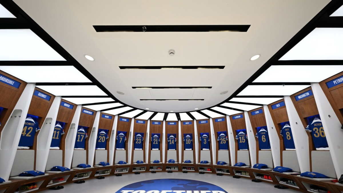 «Челси» предлагает ужин в раздевалке за £16 тысяч