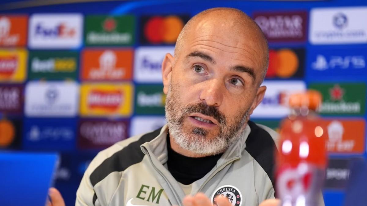 Уэйн Руни считает, что игрокам «Челси» нужно поднять бунт против Марески