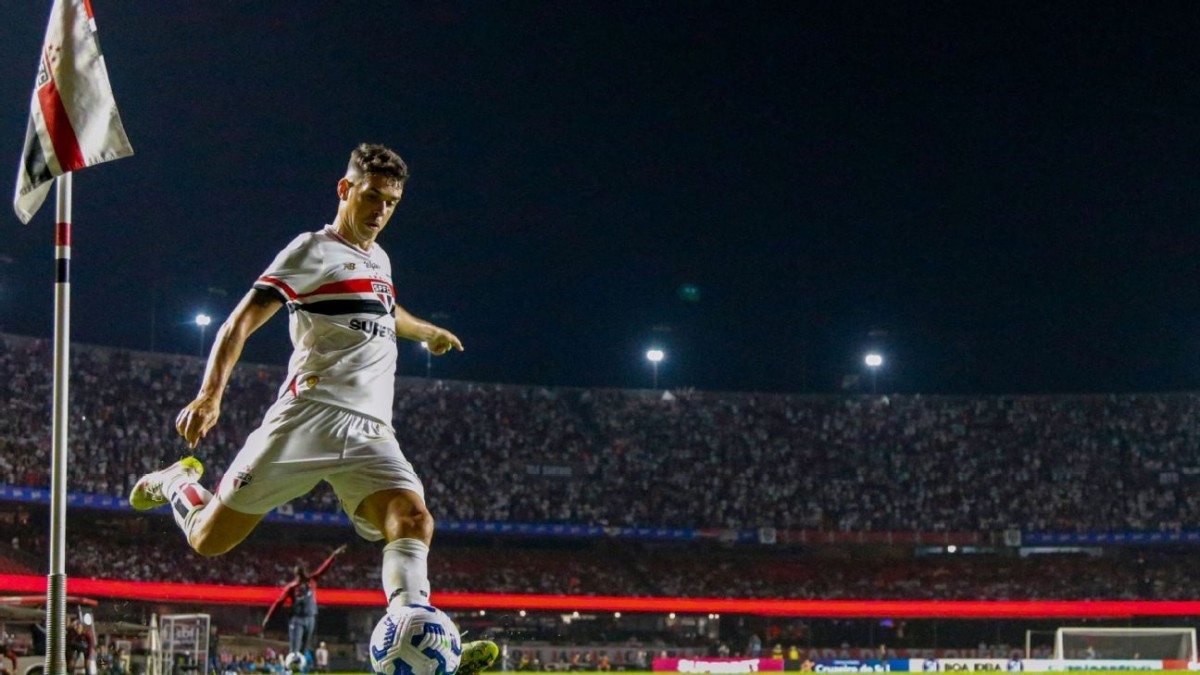 Оскар остаётся в больнице после обморока на тренировке