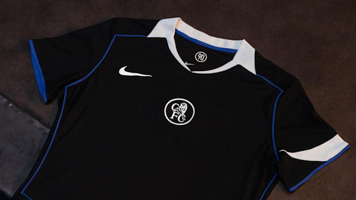 Мэтт Лоу: «Позорно не иметь спонсора на футболке «Челси»