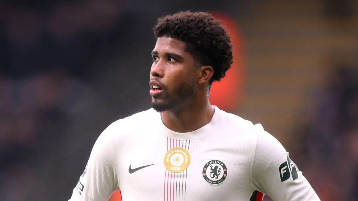 Андрей Сантос дал интригующий ответ о своей идеальной позиции в полузащите «Челси»