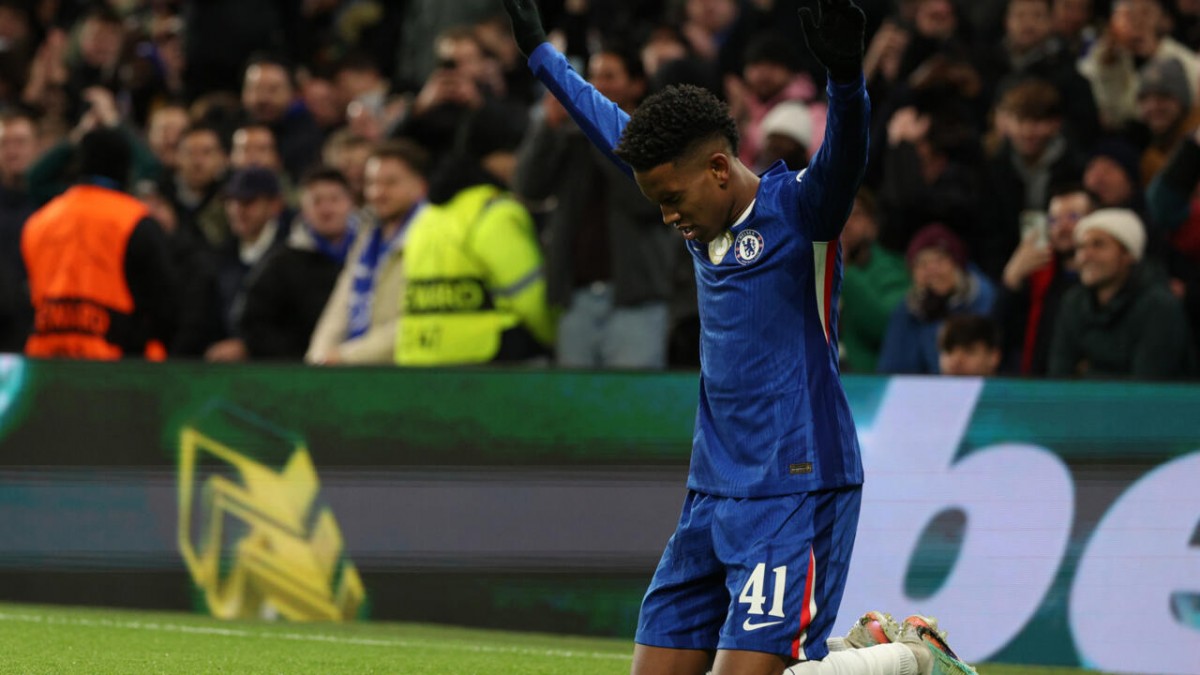 Эстевао — главный герой вечера после сенсационного разгрома «Барселоны»