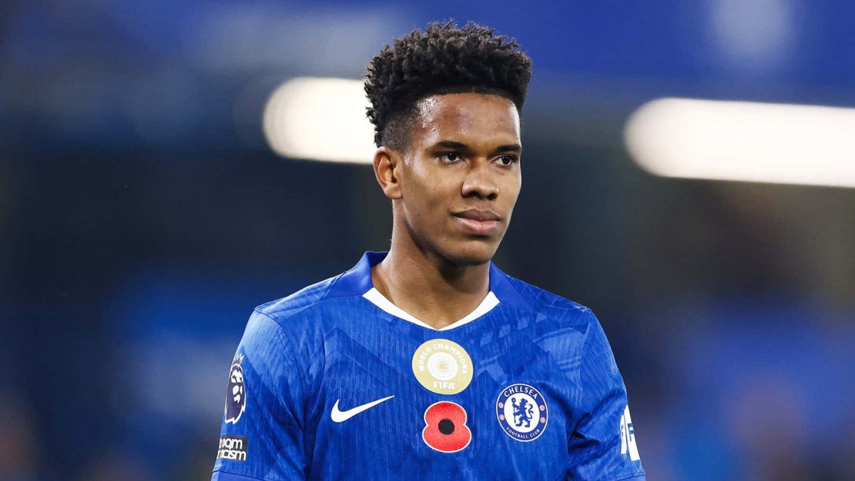 Тренер Португалии оценил новую стратегию «Челси» и игру Эстевао