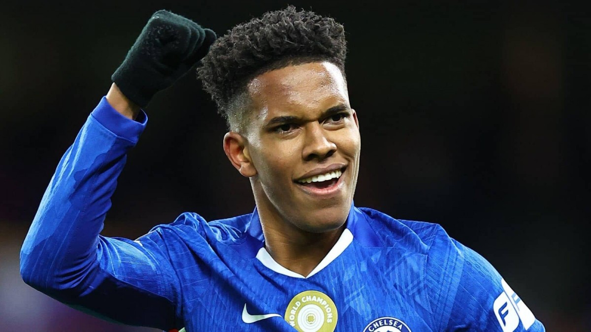 Игрок, которого «Челси» хотел подписать вместо Эстевао