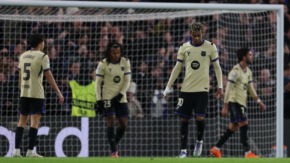 Алан Ширер разнес защитную линию «Барселоны» после разгрома от «Челси»