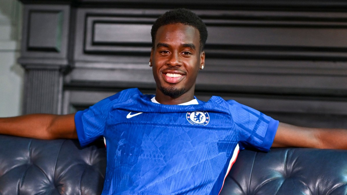 Президент «Баварии» уколол «Челси» за трансфер Джейми Гиттенса