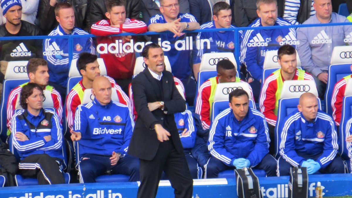 Легенда «Челси» уходит с поста главного тренера из-за скандала, охватившего клуб