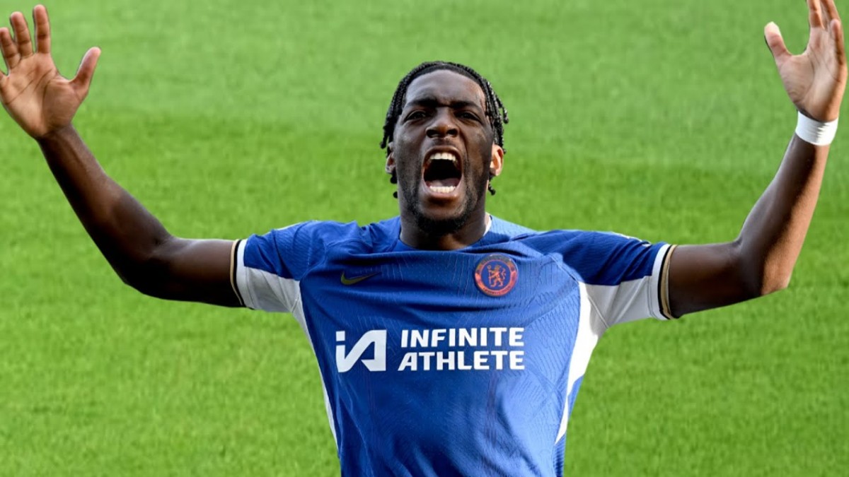 «Лион» начал переговоры с Акселем Дисаси