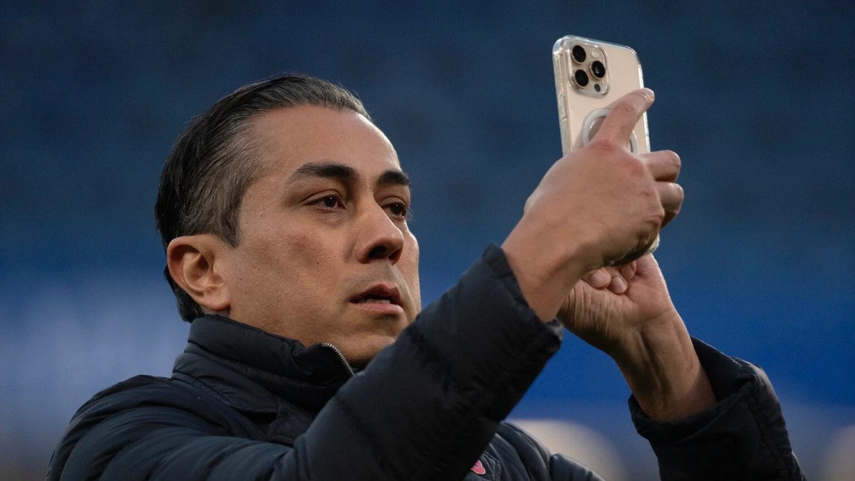 Зачем владелец «Челси» Бехдад Эгбали встречался с руководством «Аталанты»?