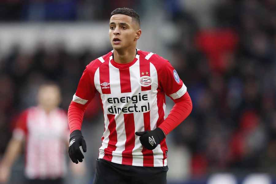 Мохаммед Ихаттарен, челси, трансфер, псв