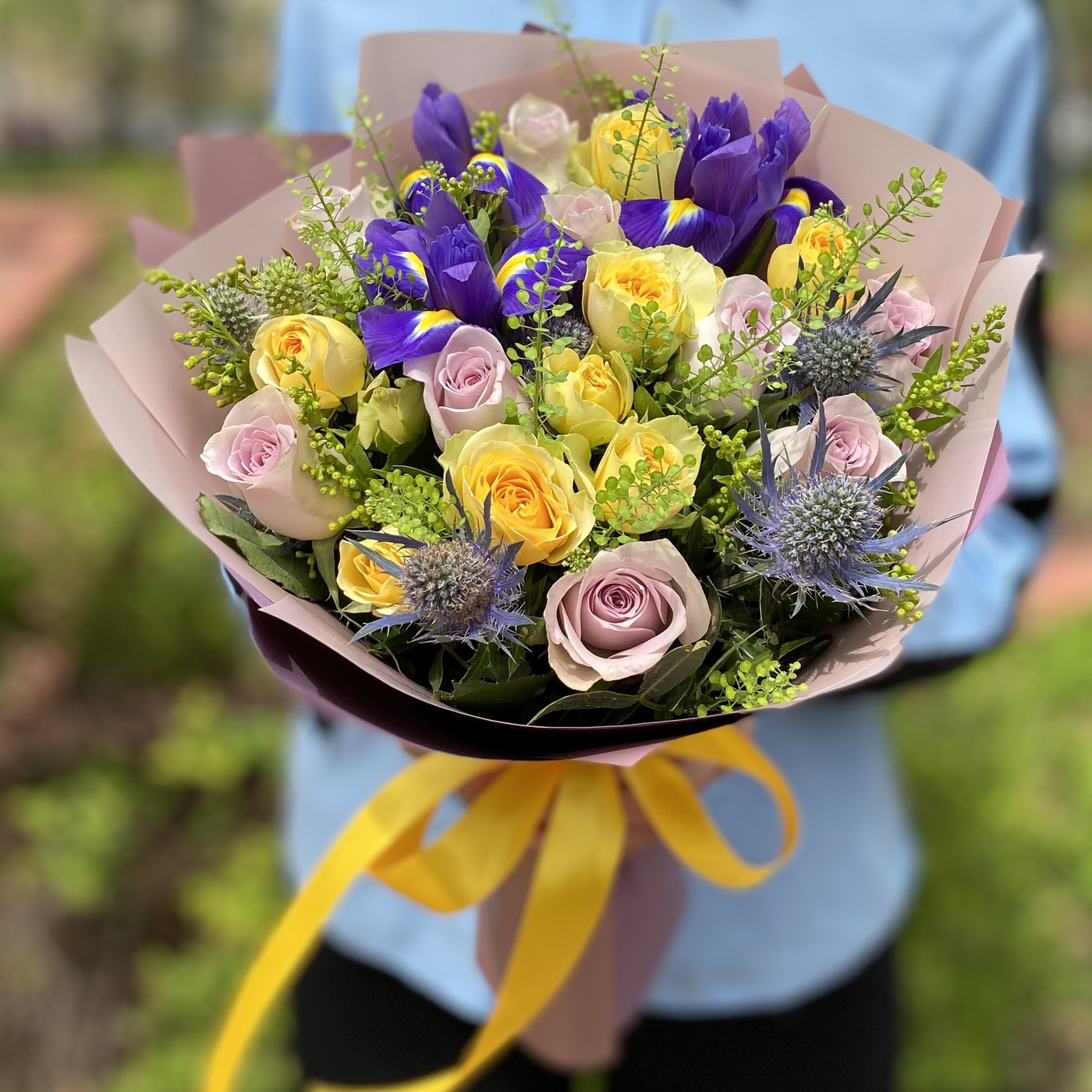 Заказ и доставка цветов от «ЦВЕТЫ МНЕ»: создайте моменты счастья для своих близких