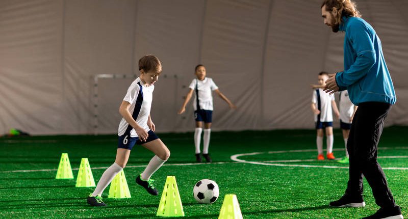 Обучение ребенка в футбольной академии