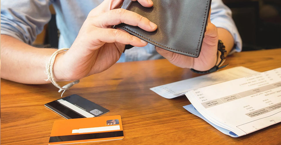 Долг по кредитным картам: последствия неуплаты и способы решения проблемы