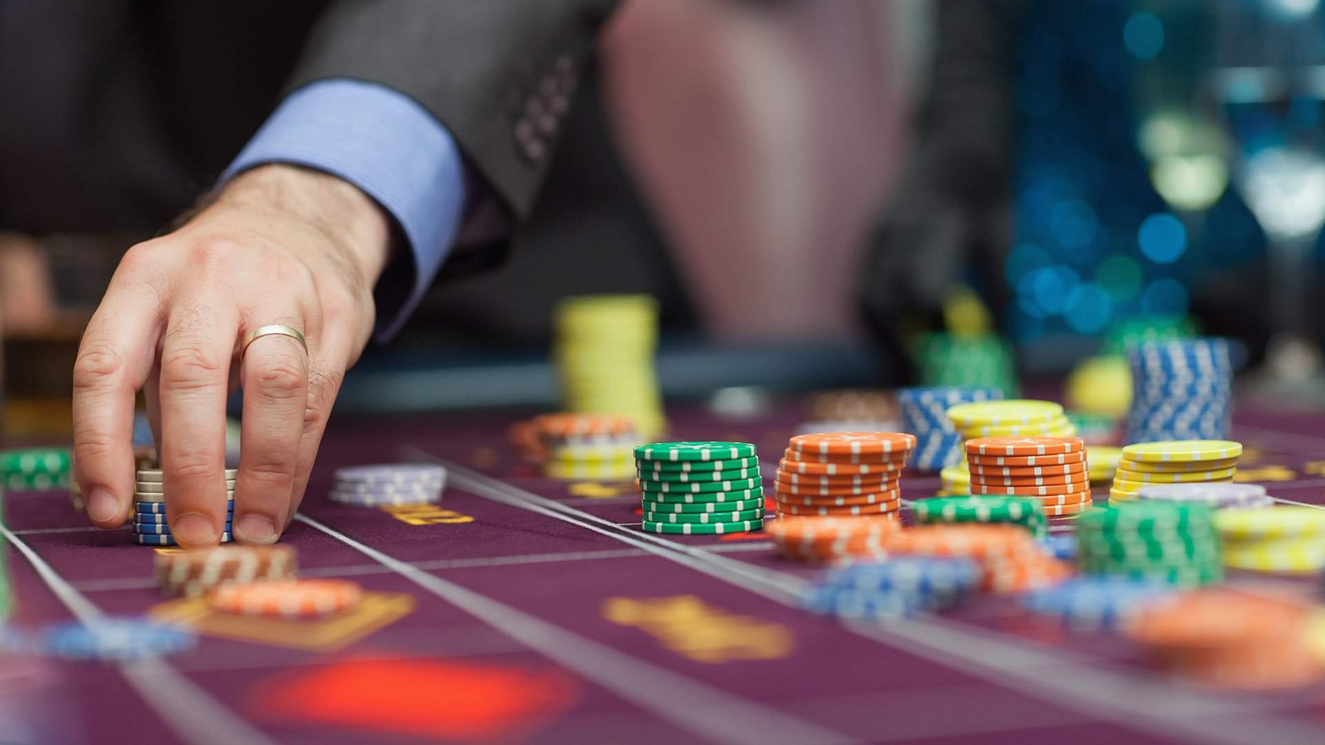 Безопасная игра в онлайн казино России: от чего зависит данный показатель