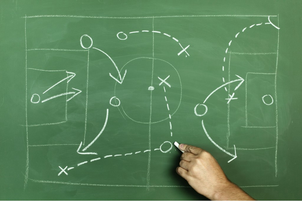 Тактика и стратегия в современном футболе: анализ схем и стратегий лучших тренеров и