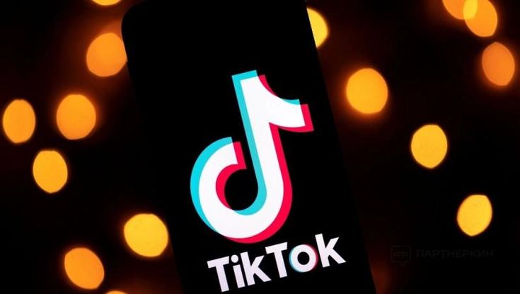 Накрутка просмотров в TikTok: что это, опасности и альтернативы